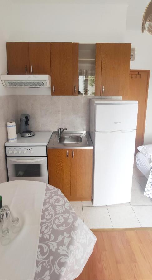 Jana Apartman ツリクヴェニツァ エクステリア 写真