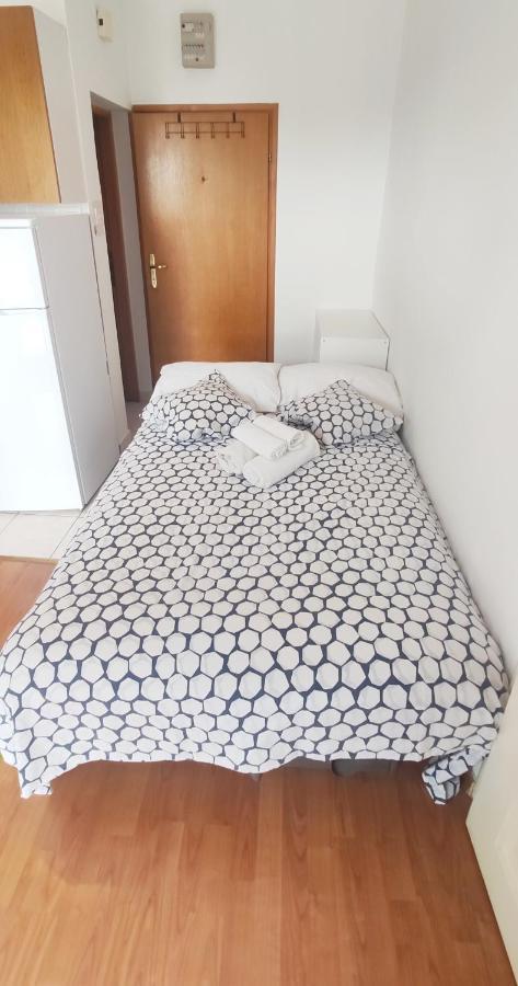 Jana Apartman ツリクヴェニツァ エクステリア 写真