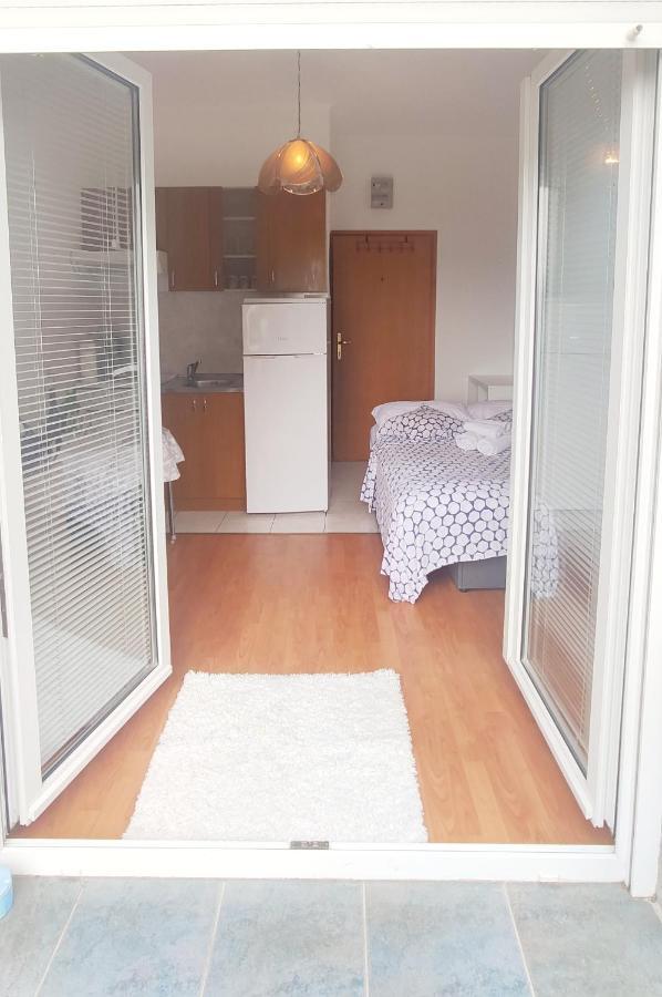 Jana Apartman ツリクヴェニツァ エクステリア 写真